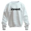 áo sweater steventi màu trắng phía trước